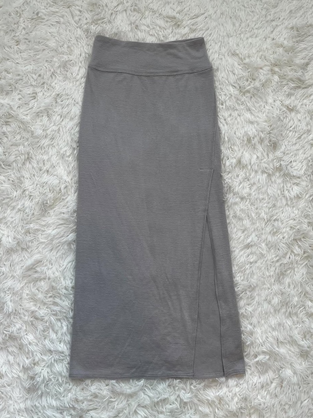 Aritzia midi skirt